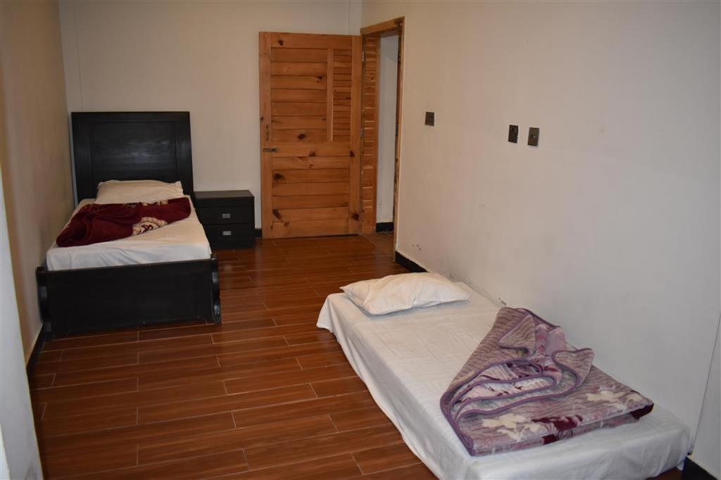 Hotel Royal Inn Murree Ngoại thất bức ảnh